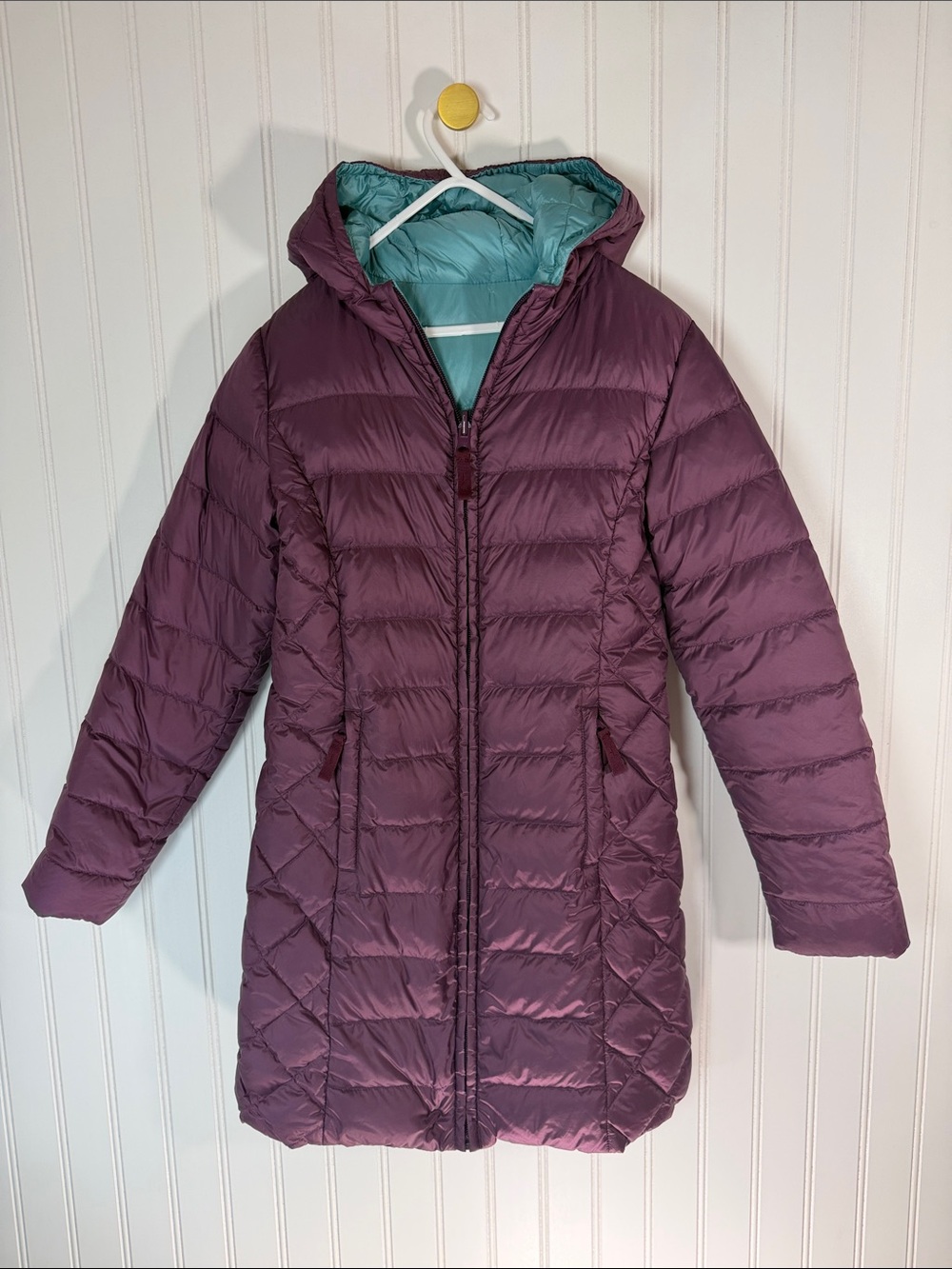 Garnet Hill Reversible Plum/Teal Hooded Girl’s Down Puffer Coat Large